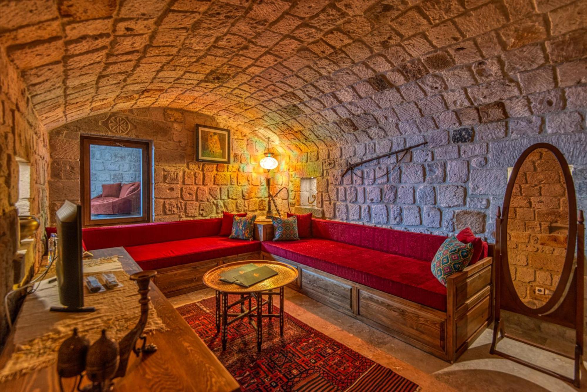 Museum Hotel - Relais & Chateaux Ючхисар Екстериор снимка