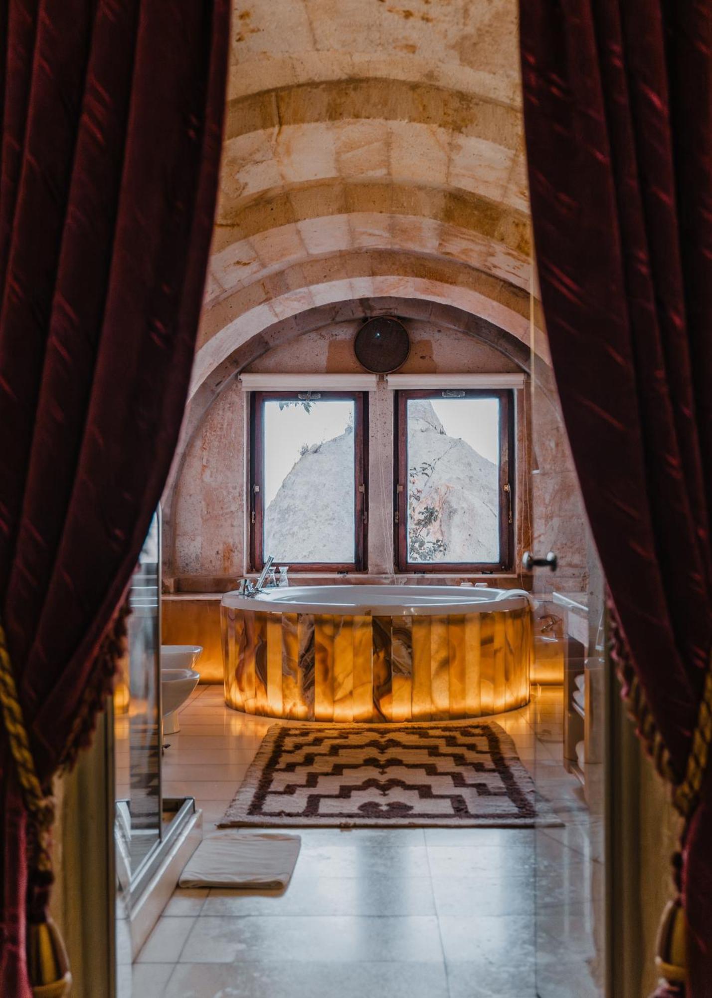 Museum Hotel - Relais & Chateaux Ючхисар Екстериор снимка